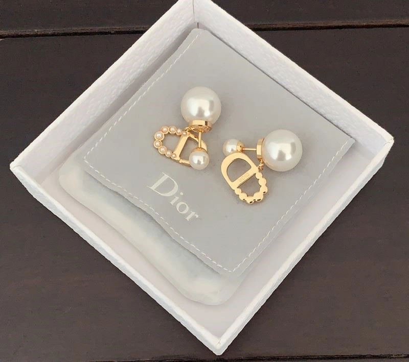 Christian Dior Earrings Modern 233530