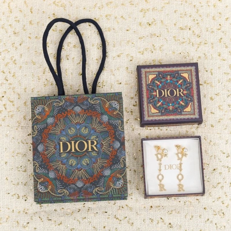 Sophisticated Christian Dior Earrings 233505