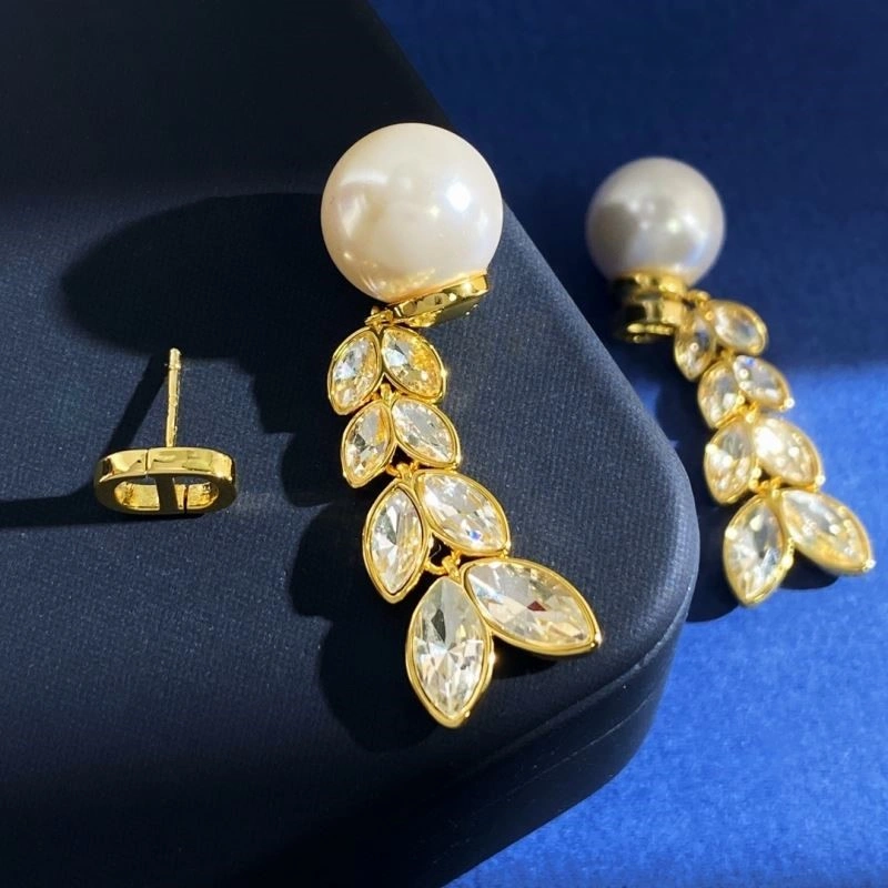 Bright Christian Dior Earrings 233474