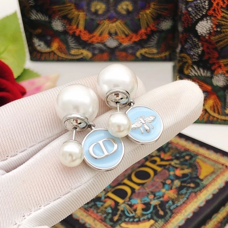 Christian Dior Earrings Resilient 233517