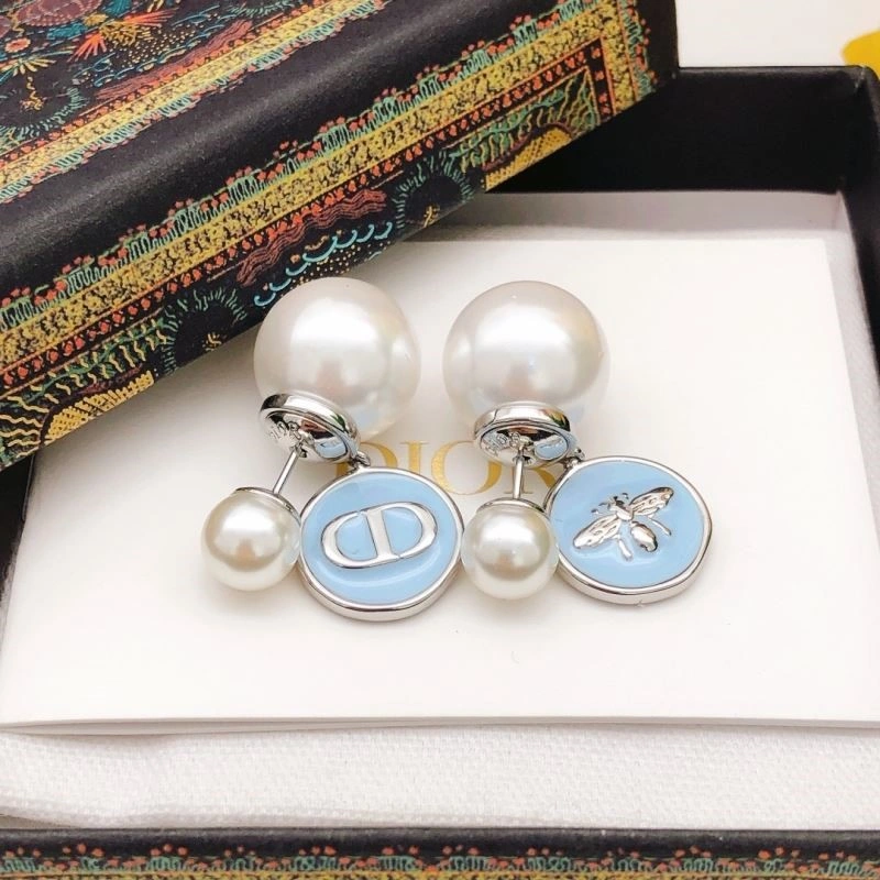 Christian Dior Earrings Resilient 233517