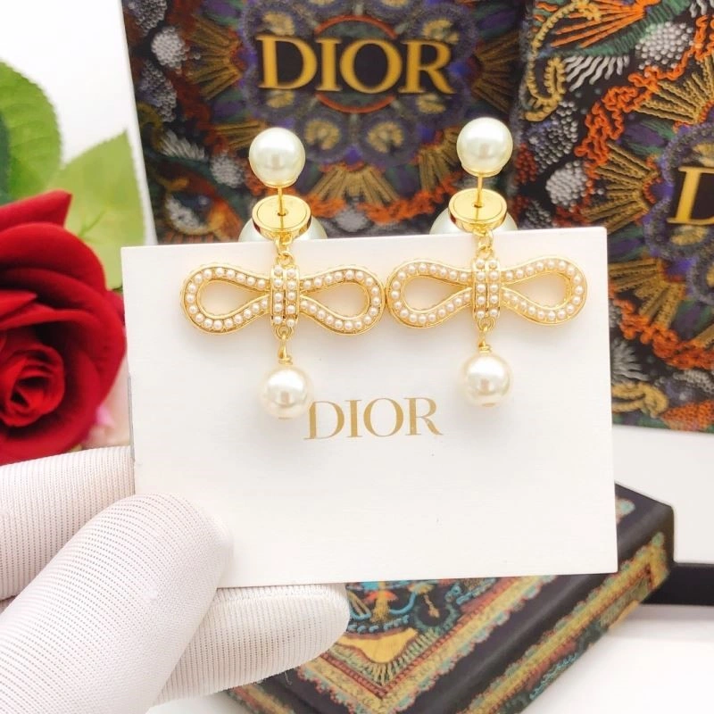 Christian Dior Earrings Trendy 233475