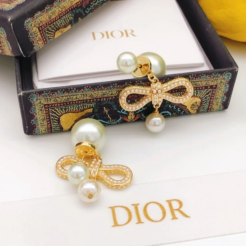 Christian Dior Earrings Trendy 233475