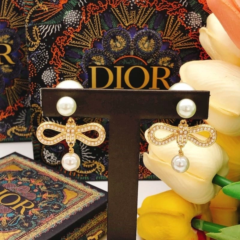 Christian Dior Earrings Trendy 233475