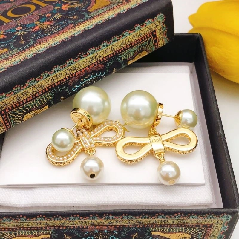 Christian Dior Earrings Trendy 233475