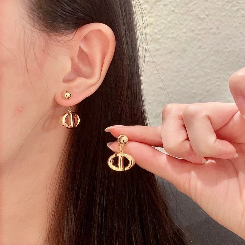 Packable Christian Dior Earrings 233485