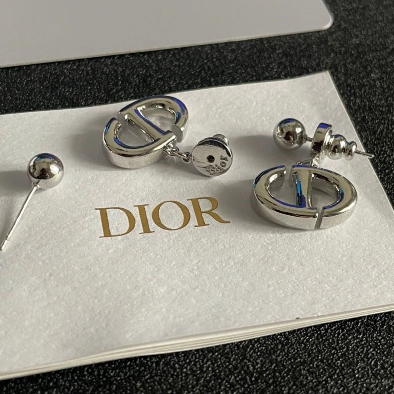 Vibrant Christian Dior Earrings 233466