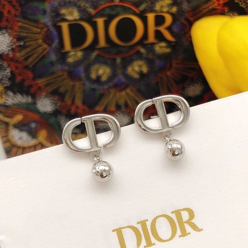TimelessDesign Christian Dior Earrings 233439