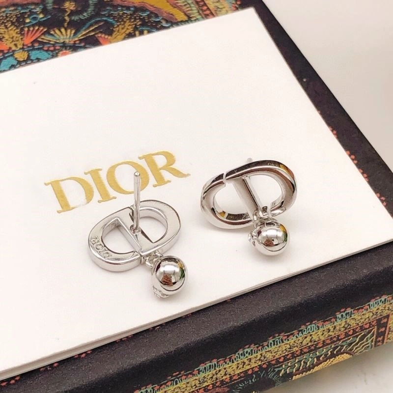 TimelessDesign Christian Dior Earrings 233439