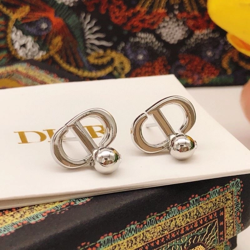 TimelessDesign Christian Dior Earrings 233439