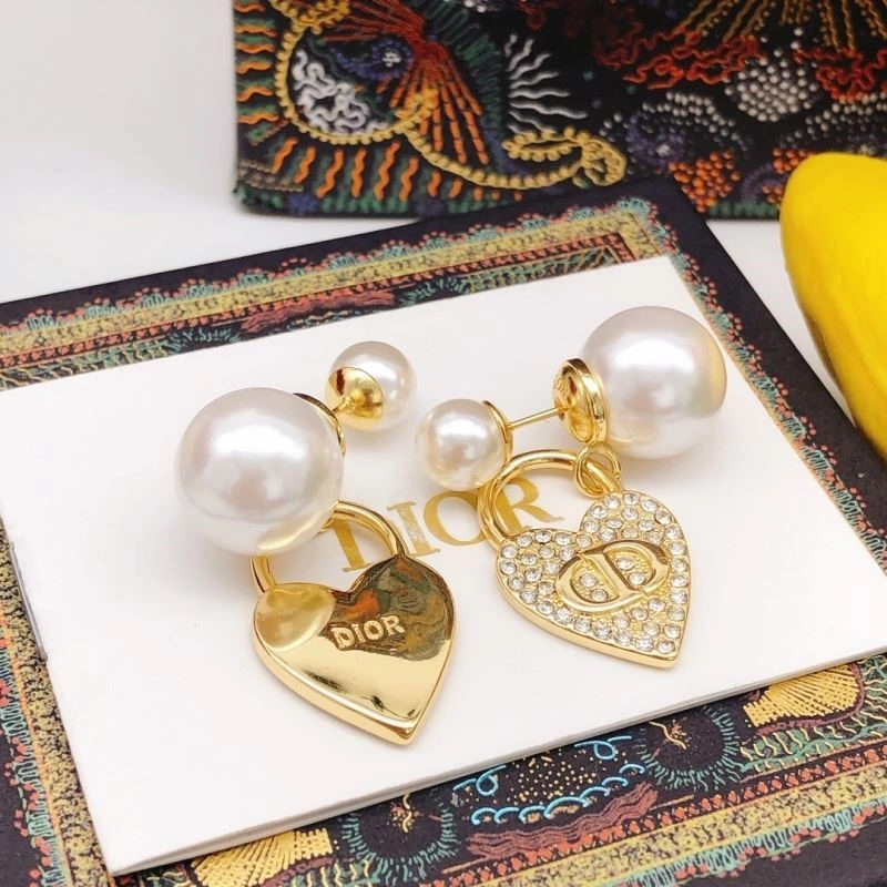 Christian Dior Earrings Durable 233450