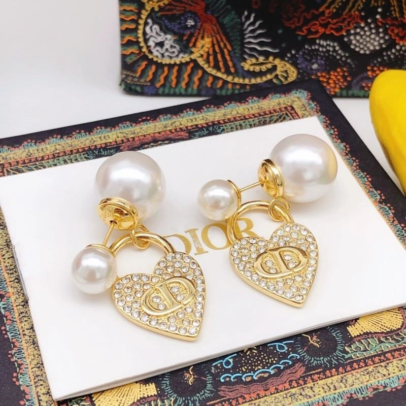 Christian Dior Earrings Durable 233450