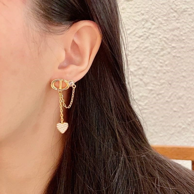 MoistureWicking Christian Dior Earrings 233453
