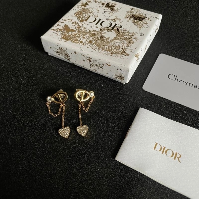 MoistureWicking Christian Dior Earrings 233453