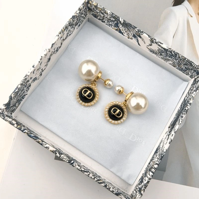 Christian Dior Earrings Contemporary 233442