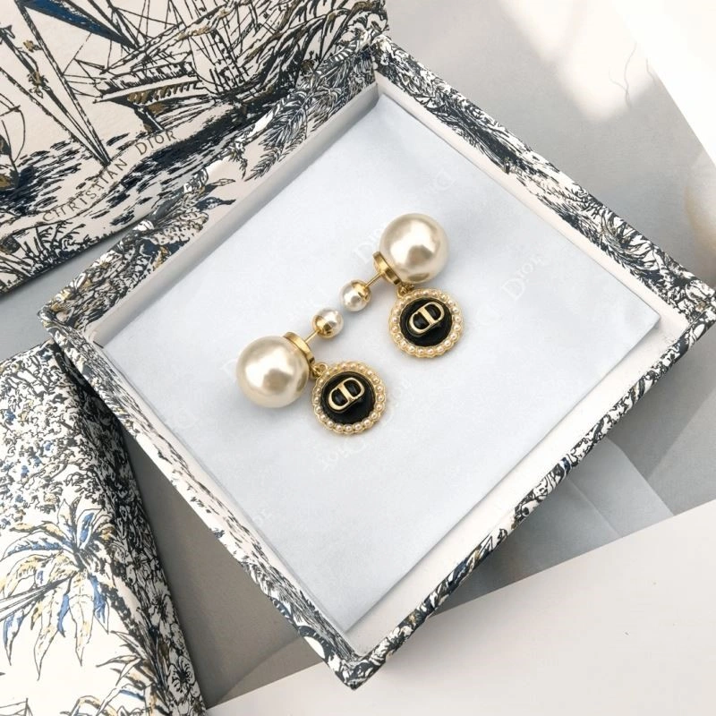 Christian Dior Earrings Contemporary 233442