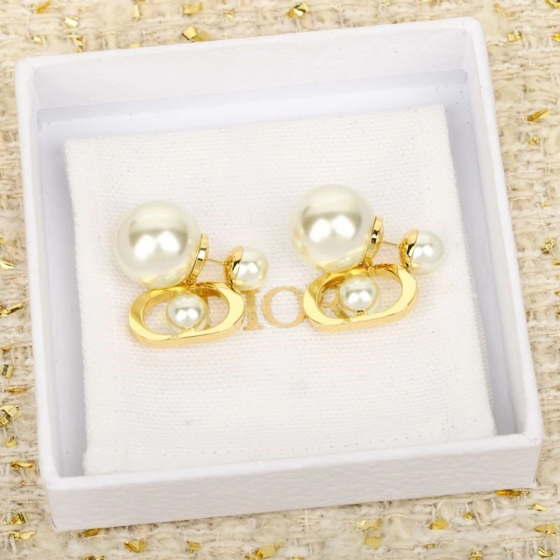 GoodFit Christian Dior Earrings 233421
