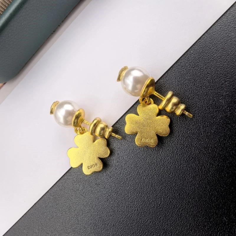 Lightweight Christian Dior Earrings 233463