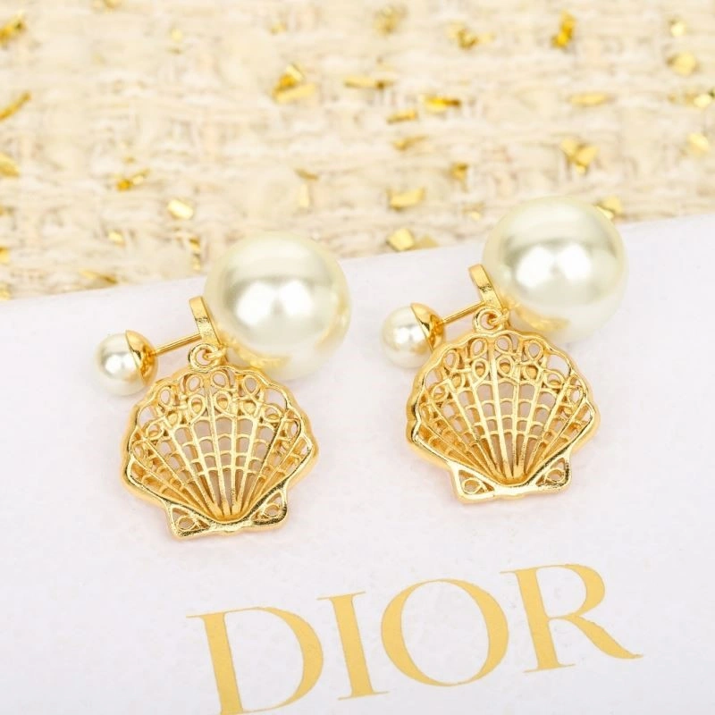 ComfortFit Christian Dior Earrings 233418
