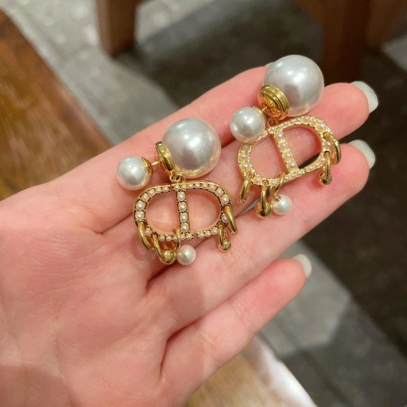 Christian Dior Earrings WaterResistant 233551