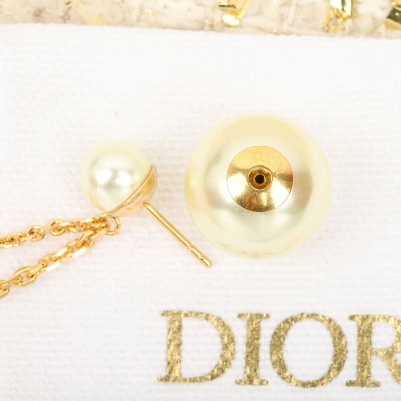 Christian Dior Earrings Casual 233461