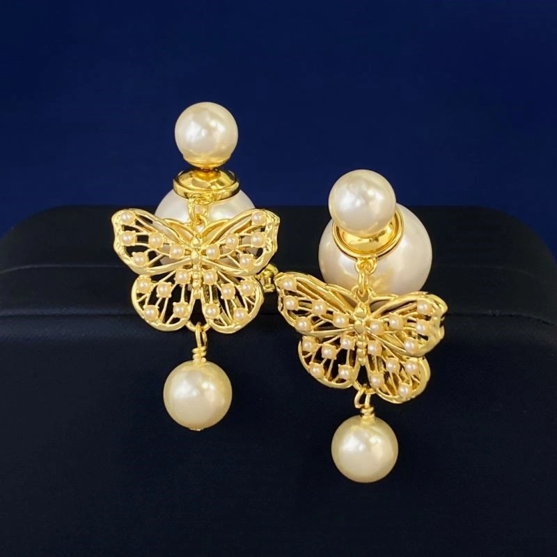 Timeless Christian Dior Earrings 233268