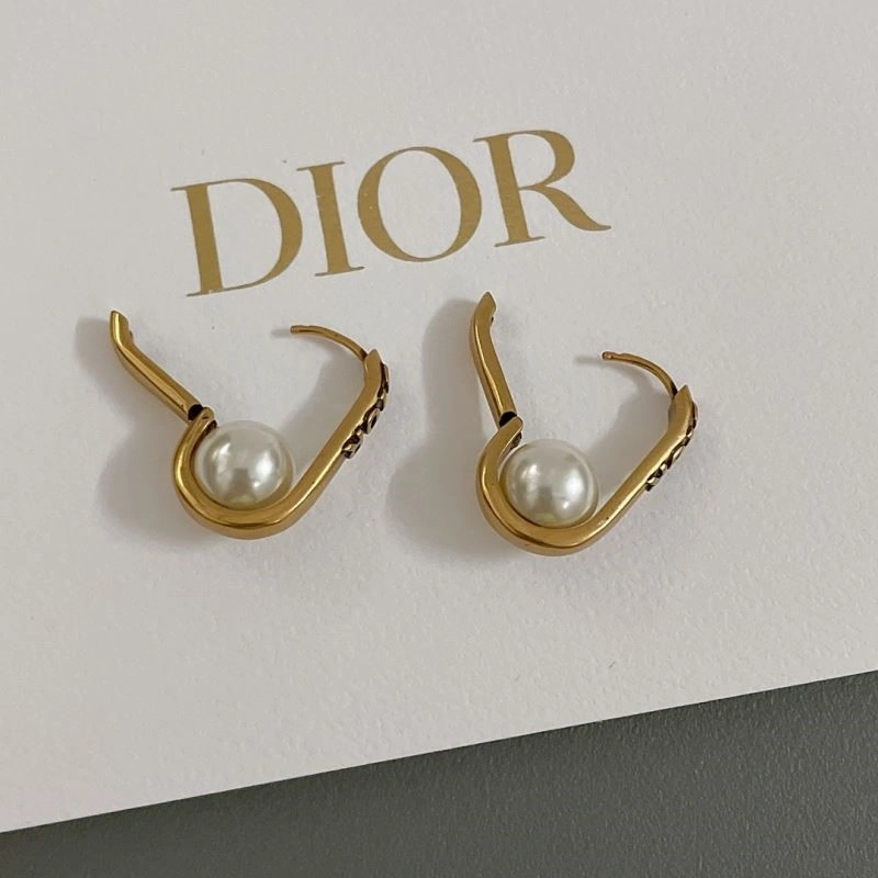 Sustainable Christian Dior Earrings 233219