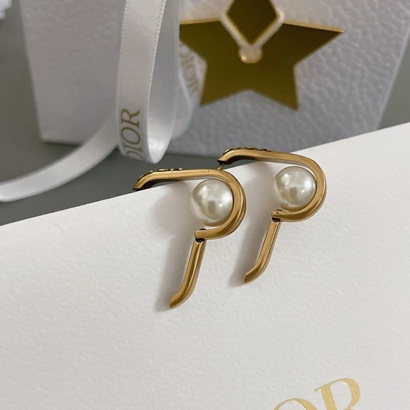 Sustainable Christian Dior Earrings 233219