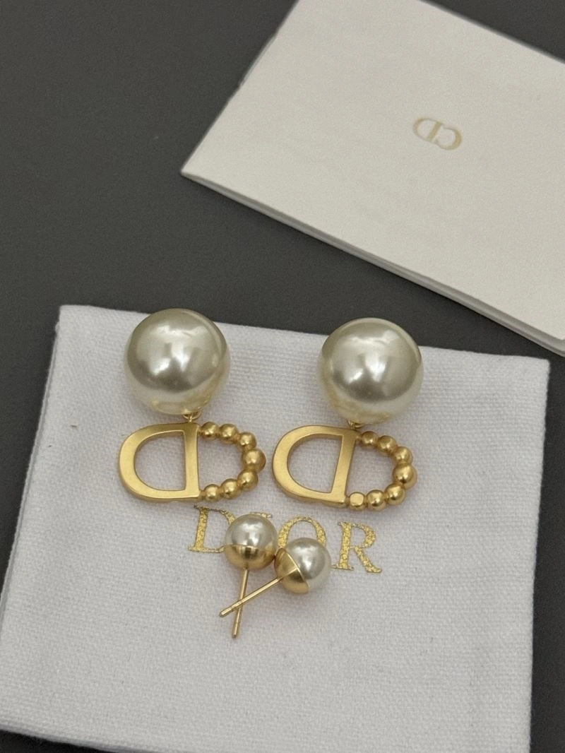 MoistureWicking Christian Dior Earrings 233204
