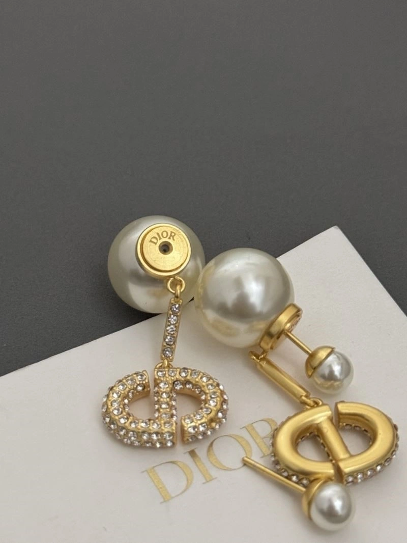 Casual Christian Dior Earrings 233200