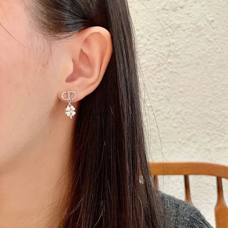 MultiPurpose Christian Dior Earrings 233234