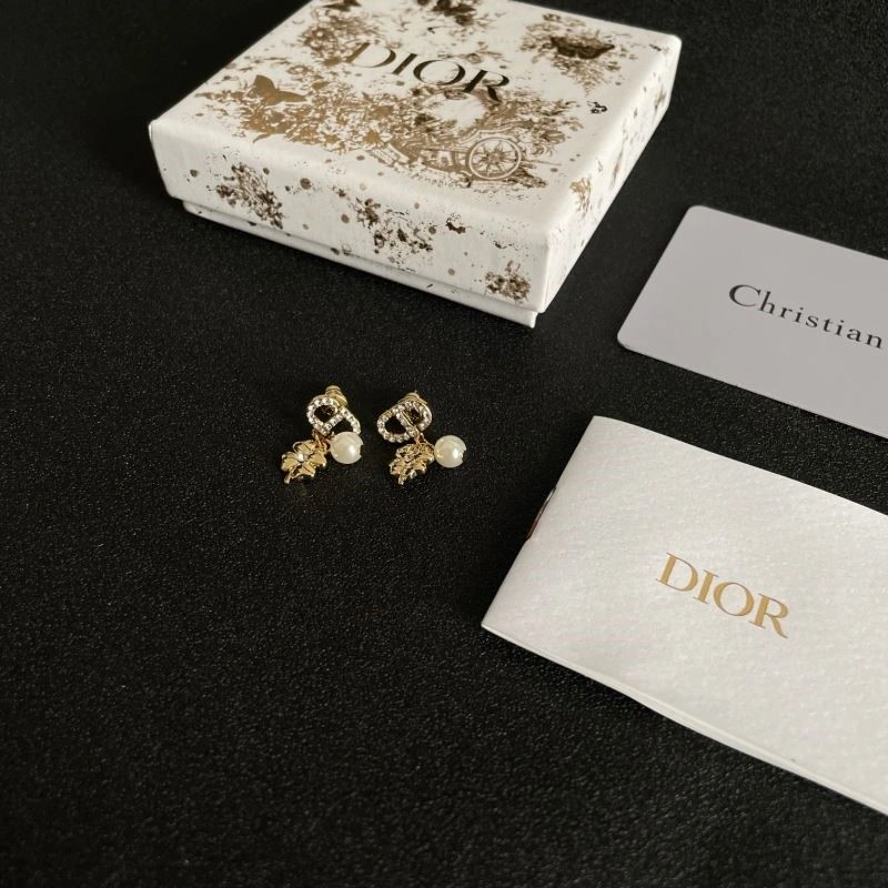 Christian Dior Earrings SoftTouch 233205