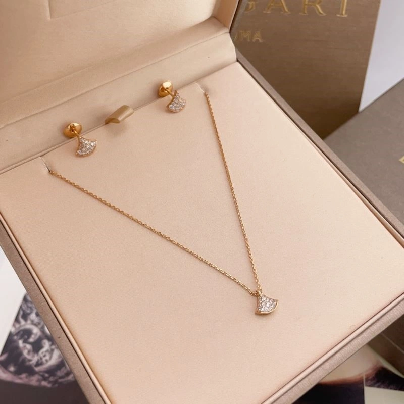 Refined Christian Dior Earrings 233199