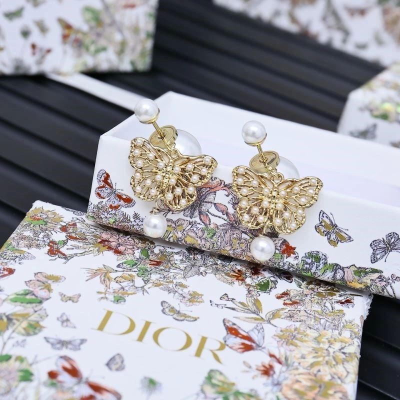 Christian Dior Earrings Affordable 233185