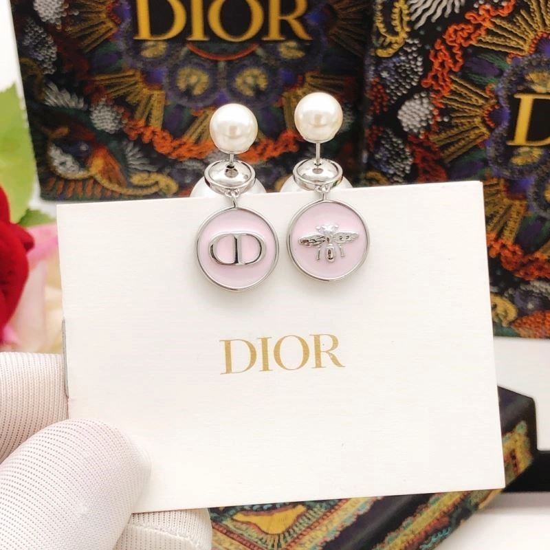 UrbanChic Christian Dior Earrings 233225