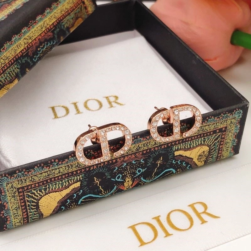 UrbanStyle Christian Dior Earrings 233187