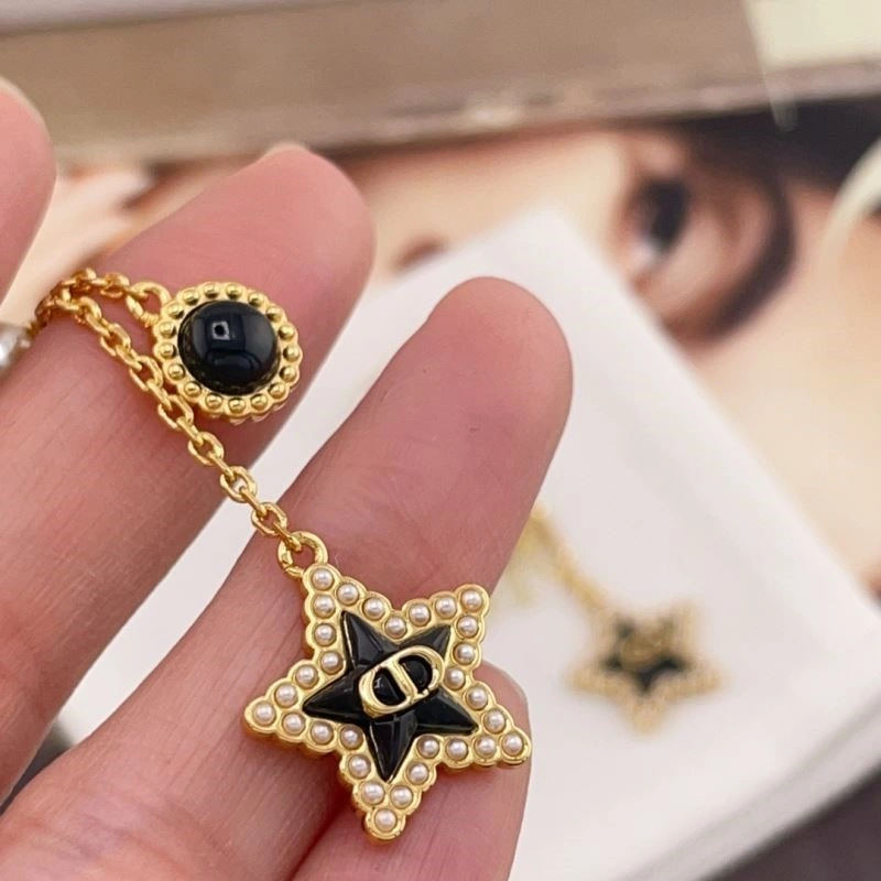 AllSeason Christian Dior Earrings 233224