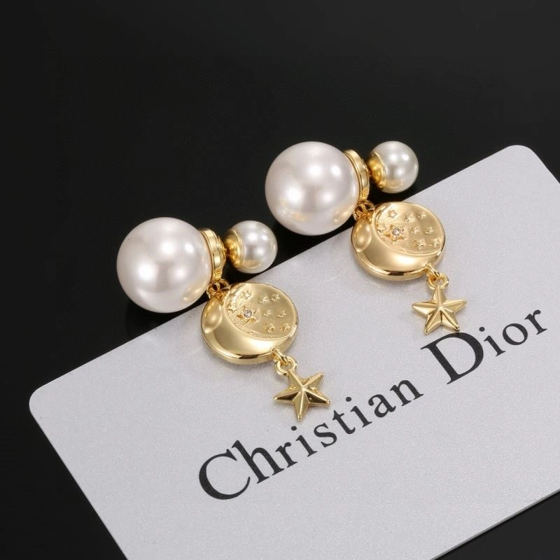 Modern Christian Dior Earrings 233167