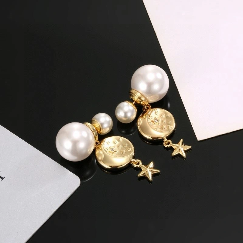 Modern Christian Dior Earrings 233167