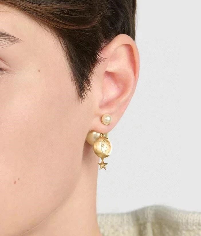 Modern Christian Dior Earrings 233167
