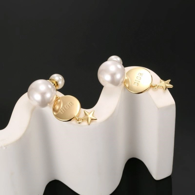 Modern Christian Dior Earrings 233167