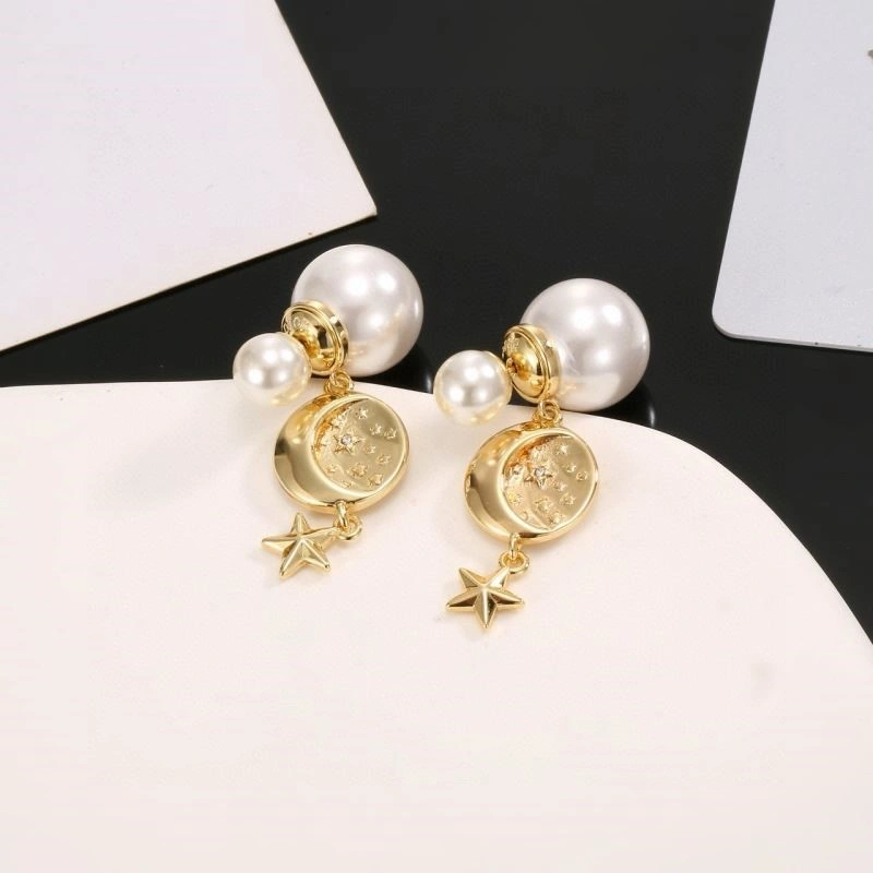 Modern Christian Dior Earrings 233167