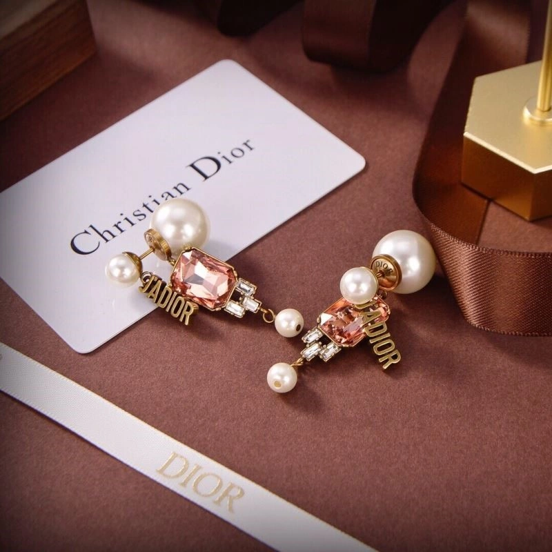 Christian Dior Earrings Sophisticated 233222