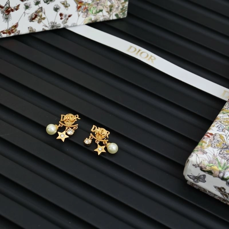 Christian Dior Earrings MoistureWicking 233159