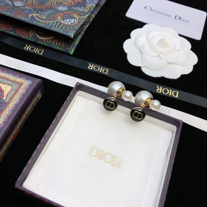 Christian Dior Earrings MultiPurpose 233158