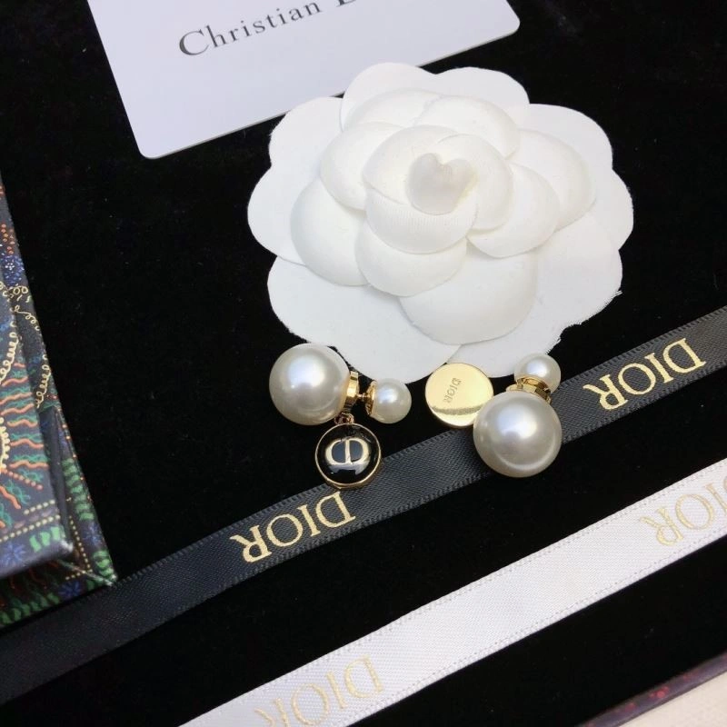 Christian Dior Earrings MultiPurpose 233158
