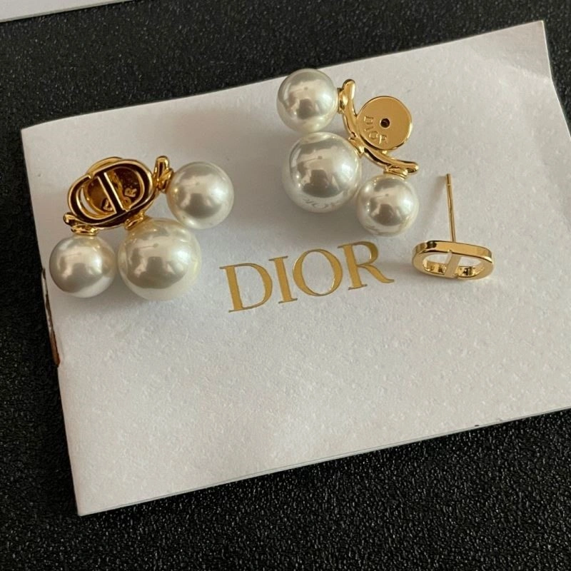Christian Dior Earrings TravelReady 233152