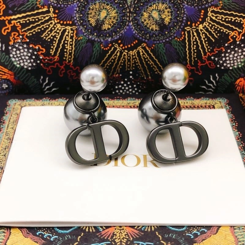 Thermal Christian Dior Earrings 233143