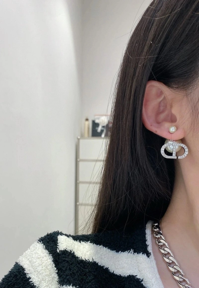 Christian Dior Earrings WaterResistant 233127