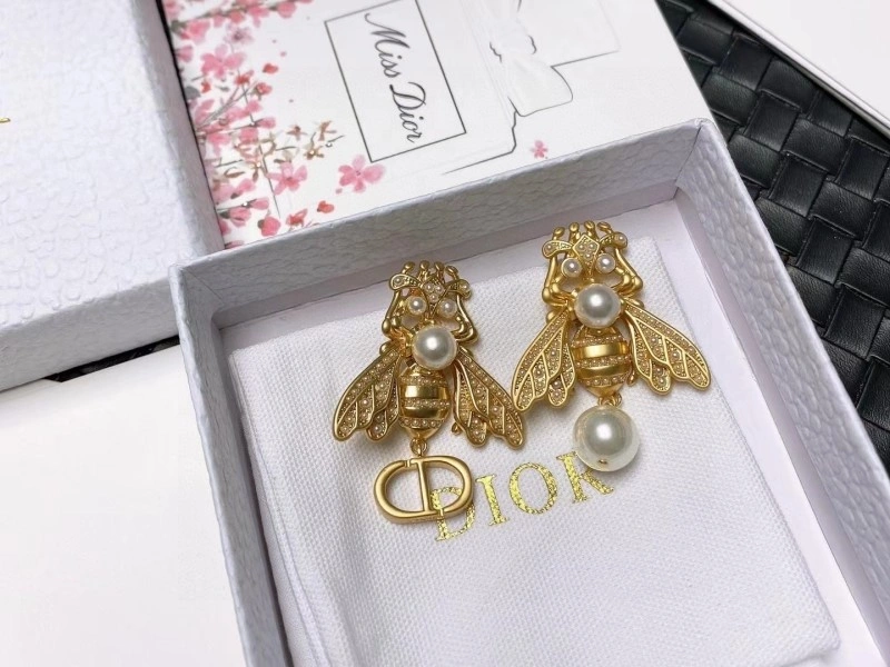 HighPerformance Christian Dior Earrings 233140